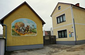 Heurigen-Restaurant-Brauerei Zusag, © Wiener Alpen