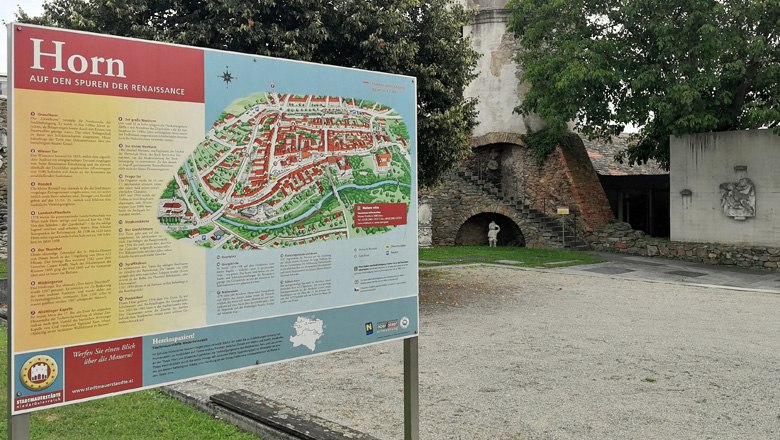 Stadtmauer in Horn, © Roman Zöchlinger