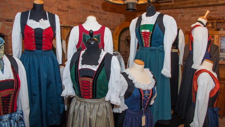 Tracht im Museum, © Christian Leneis, NÖN Kremser Zeitung