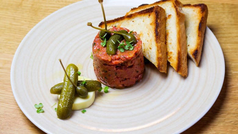 Beef tartar-angerichtet, © Weingut Nigl