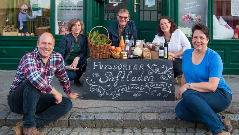 Obst- und Saftladen mit den Produzenten, © Familie Schreiber