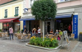 Jolas Cafe Tulln, © Roman Zöchlinger