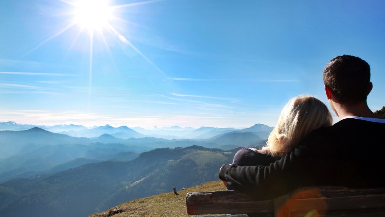 Von der Gemeindealpe genießen Sie einen sagenhaften Ausblick auf das Alpenvorland!, © weinfranz.at