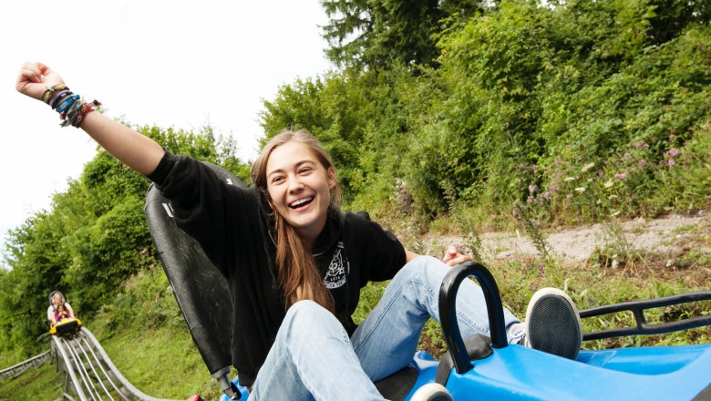 Speedy ride with the “Eibl Jet” toboggan, © DorisSchwarzKoenig.at