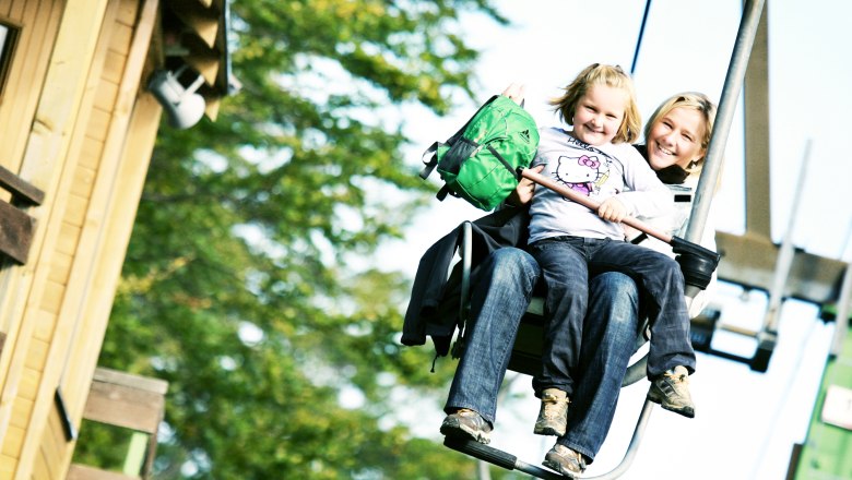 Liftfahrt auf den Muckenkogel, © weinfranz.at