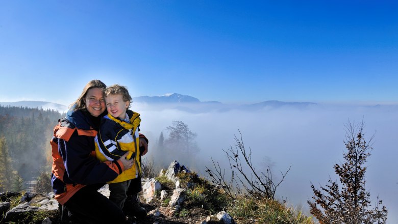 Blick ins Nebelmeer, © Naturpark Hohe Wand/Robert Herbst