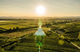 Stupa, © Donau Niederösterreich - Kamptal-Wagram-Tullner Donauraum