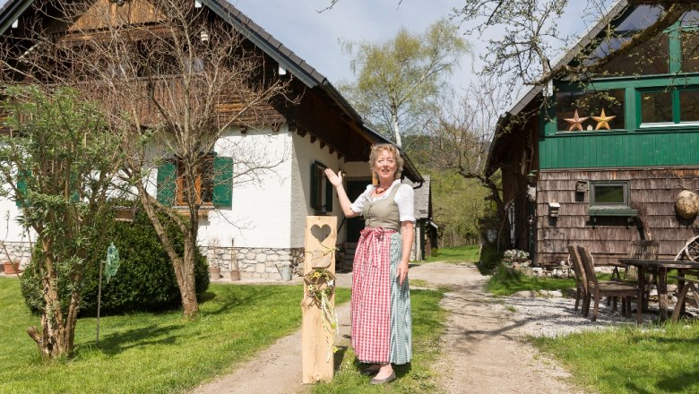 Wohnhaus und Farbscheune, © Hanni Reichlin