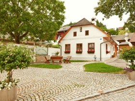 Artstetten Prangerplatz, © Donau Niederösterreich / Klaus Engelmayer