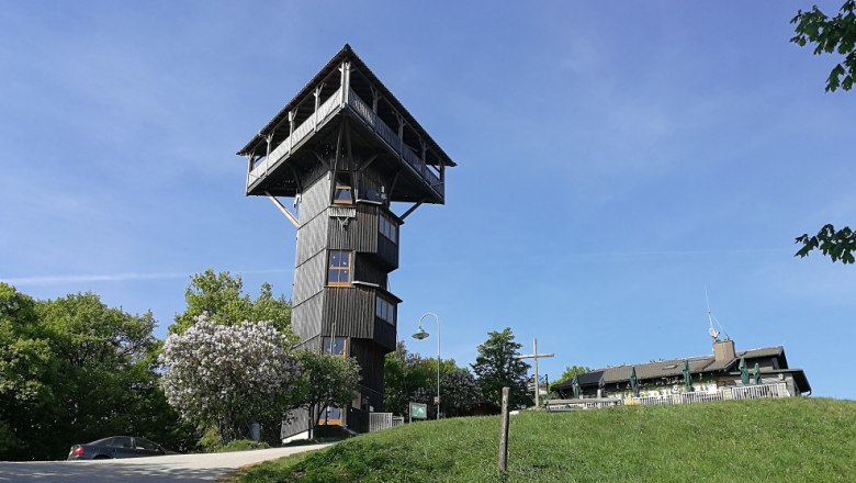 Buchbergwarte mit Schutzhaus, © Roman Zöchlinger