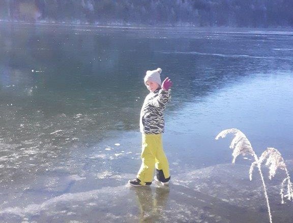 gefrorener Lunzersee im Winter, © Fam. Mayr