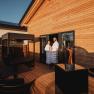 Terrasse mit Himmelbett in Chalet EDITH, © Chalaalets