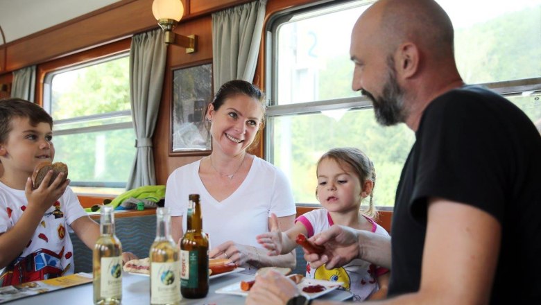 Familien-Erlebniszug Ötscherbär, © Niederösterreich Bahnen / Weinfranz.at