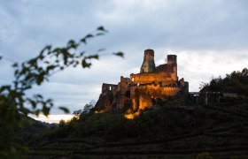 Burgruine Senftenberg Einfahrt Senftenberg von Imbach, © Verein zur Erhaltung der Burgruine Senftenberg