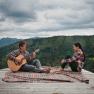 Musizieren auf der Holzterrasse, © Fam. Helmel