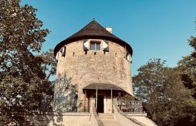 Vorderansicht Turm Leiben, © Familie Kleemann