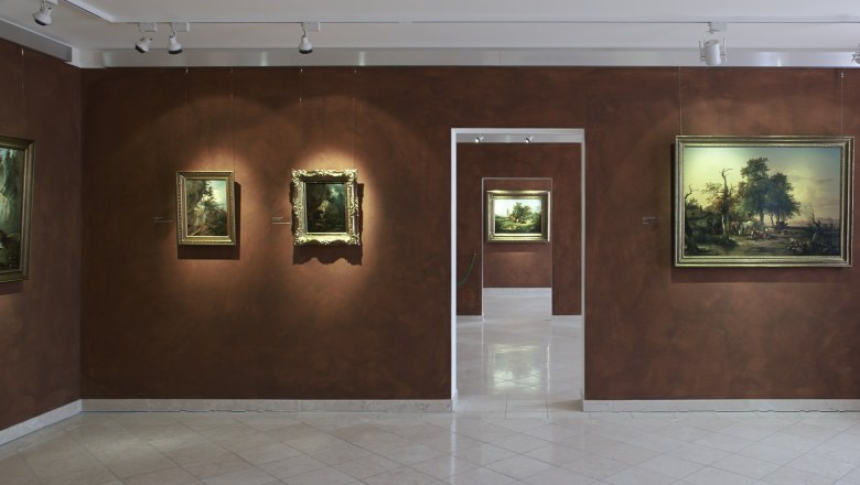 Ausstellungsräume im Gauermann Museum, © Wiener Alpen, Foto: Bene Croy