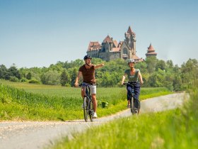 Weintour mit Geschichten auf zwei Rädern, © Weinviertel Tourismus / POV Robert Herbst