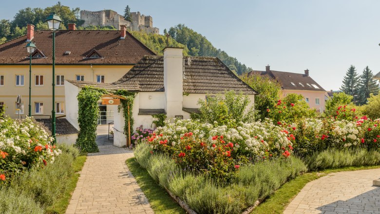 Duftrosengarten Kirchschlag, © Im Auftrag von Newman&amp; Co fotografie&amp; bildkonzept KG