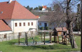 Kinderspielplatz beim Pfarrhof, © Souveräner Malteser Ritter Orden / Udo Schwamberger