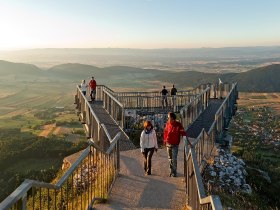 Ausblick vom Skywalk, © © Wiener Alpen in NÖ Tourismus GmbH, Foto: Franz Zwickl