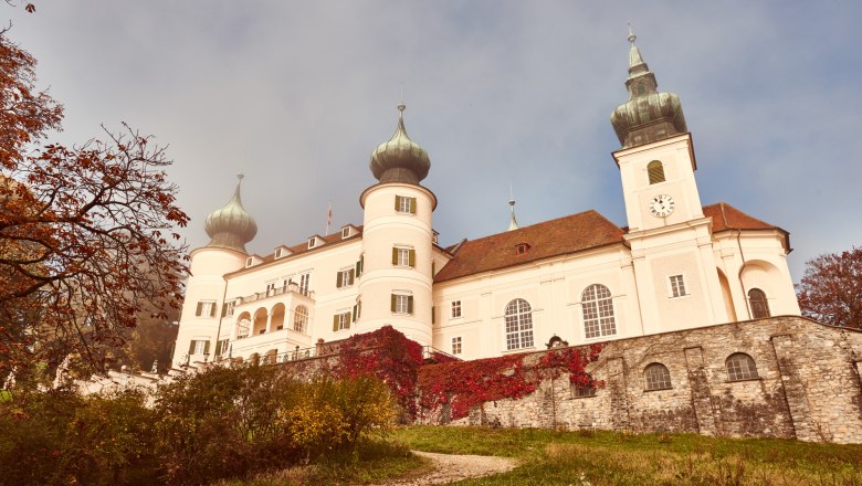 Schloss im Herbst, © Klaus Engelmayer