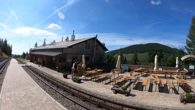 Haltestelle Baumgartner an der Schneebergbahn, © Haltestelle Baumgartner